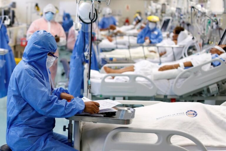 Hospitalizaciones más recientes por COVID-19 en CT son pacientes no vacunados