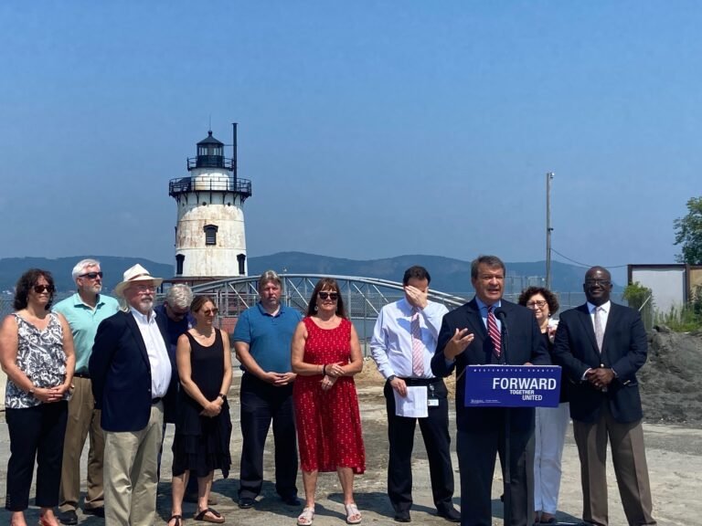 Anuncian renovación histórico faro de Tarrytown, propiedad del Condado