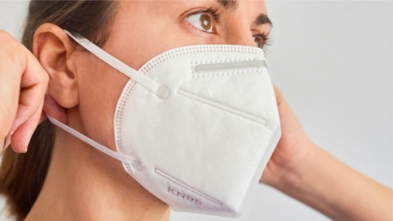 Estudio revela que máscaras N95 y KN95 son más efectivas para combatir el virus