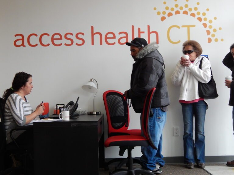 Access Health CT recibió $1.1 millones de centros de servicios de Medicare y Medicaid