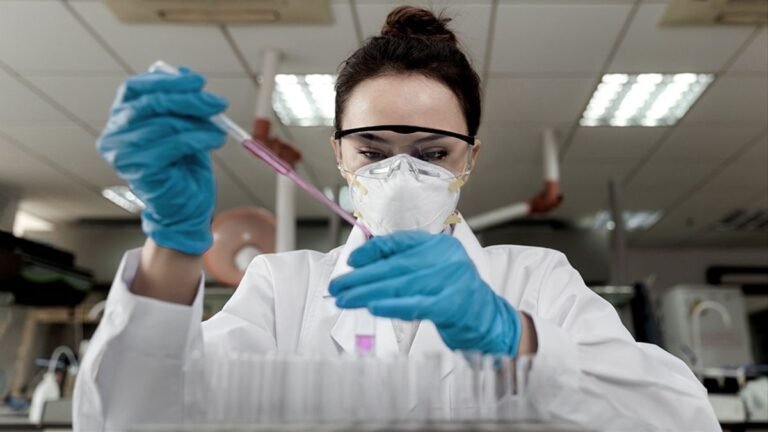 CT tiene una de las tasas más altas de nueva variante de COVID-19