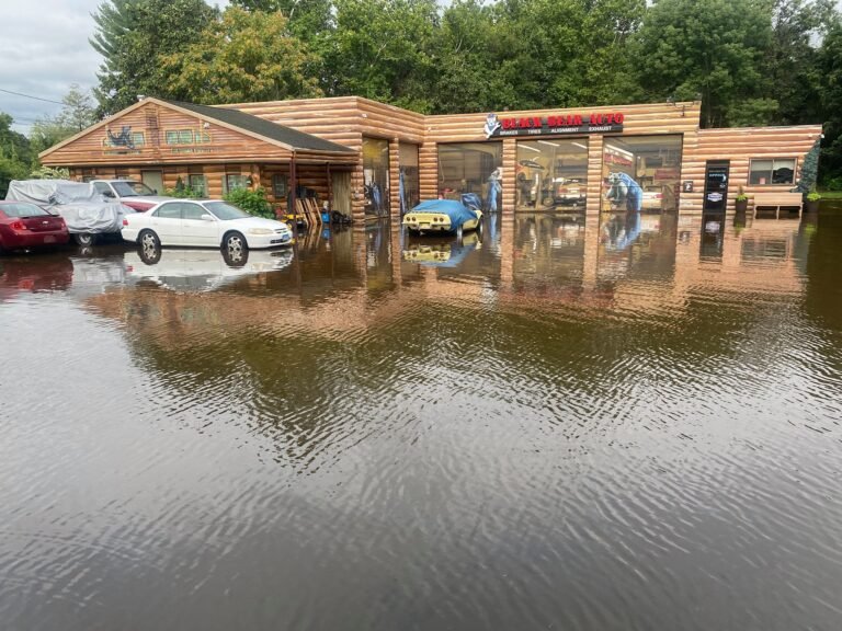 Gobernador declara el estado de emergencia después de tormenta Ida