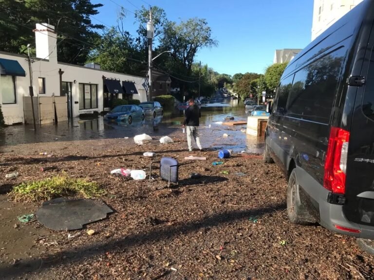 Centro comunitario recauda casi $800 para afectados por tormenta