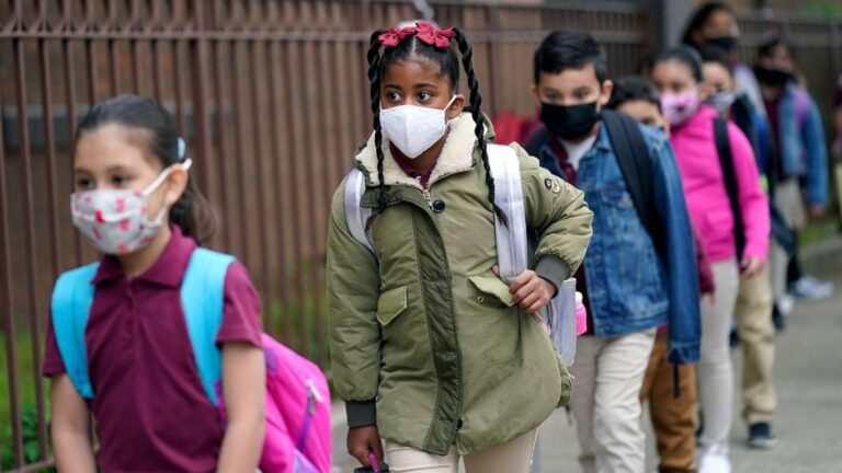 Corte Suprema escuchará argumentos en demanda sobre uso de máscaras en escuelas