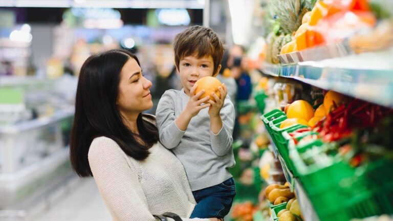 Más de 214 mil hogares recibirán aumento de beneficios de cupones de alimentos