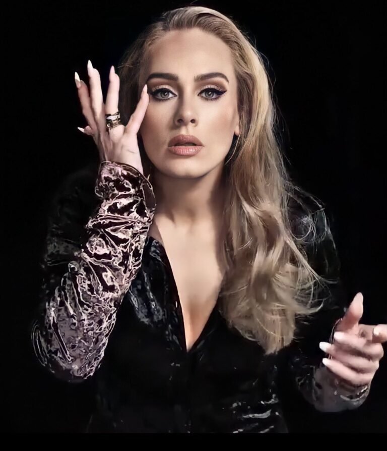 Adele invierte parte de sus millones en una nueva casa