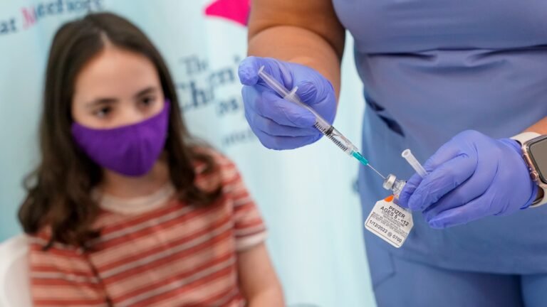 Clínicas gratuitas de COVID-19 dirigidas a niños de 5 a 11 años