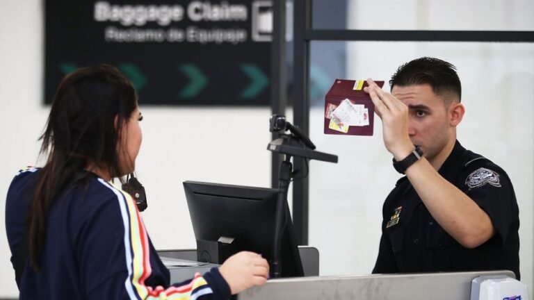 Legisladores buscan eliminar uso de “extranjero” e “ilegal” en estatutos estatales