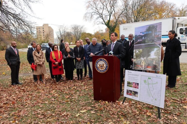 New Rochelle recibe fondos federales para mejorar infraestructura de transporte