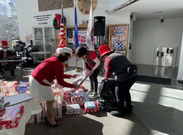 Comité Cívico Ecuatoriano del condado de Fairfield celebró la “Fiesta de Navidad”