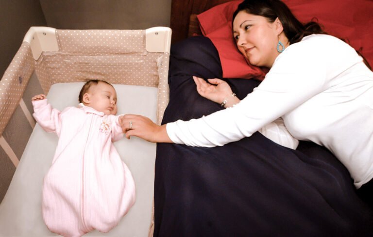 Campaña para promover el sueño seguro de los bebés