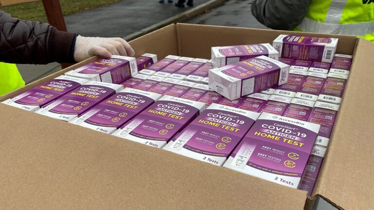 Estado distribuye más de 575 mil kits de prueba de COVID-19