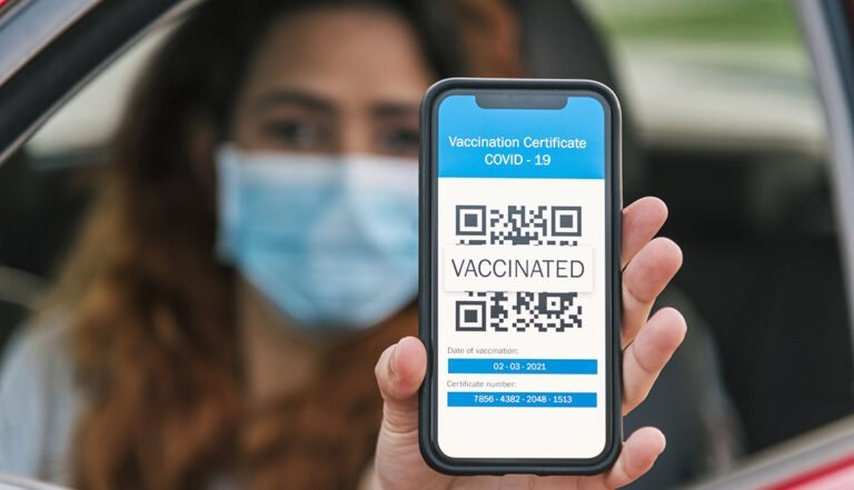 Más de 140 mil personas usan tarjetas de vacunas digitales de CT
