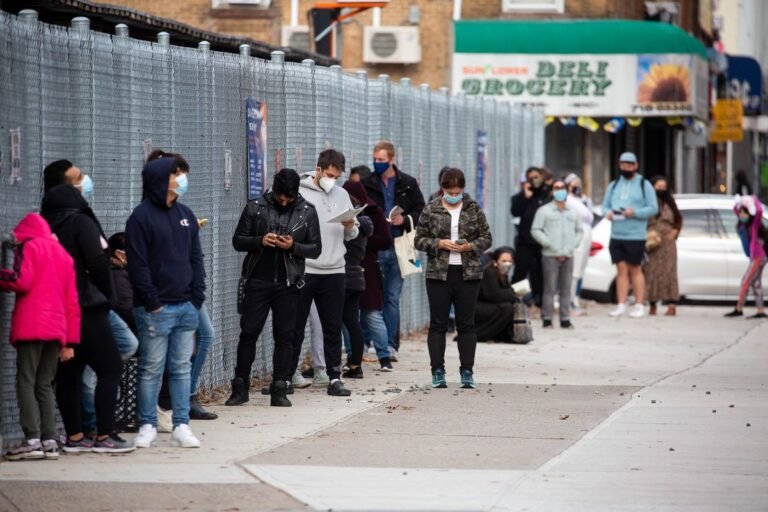 Stamford reporta disminución de casos de COVID-19