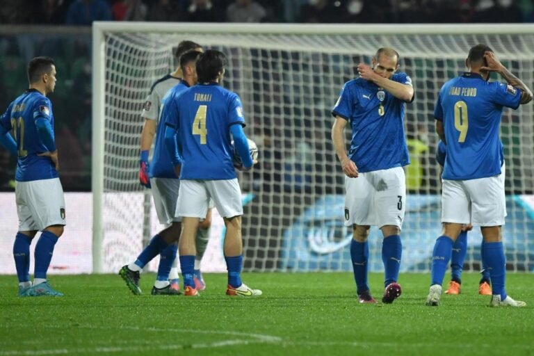 Del éxito europeo al batacazo mundial, el camino de Italia