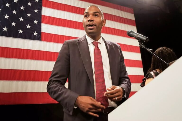 Latino nombrado nuevo vicegobernador de NY