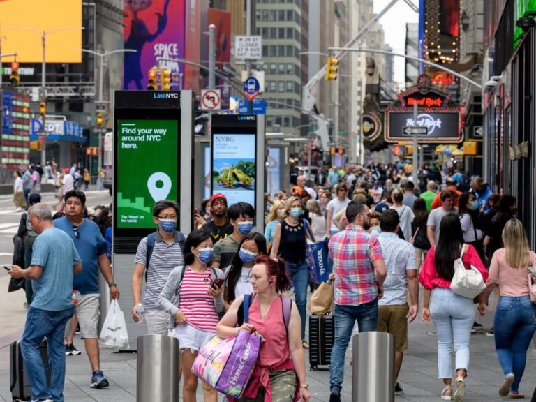 NY eleva a “alto” el nivel de alerta de COVID-19