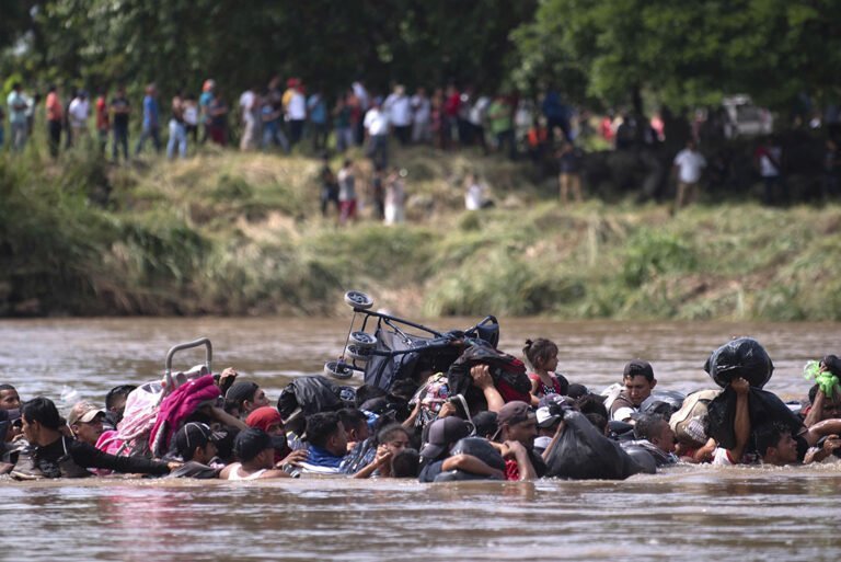 INFORME ESPECIAL Nueva caravana de migrantes aspira entrar a EEUU y no quedarse en México