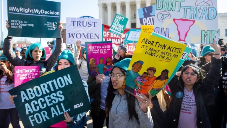 Crean línea telefónica para orientar sobre aborto en el Estado