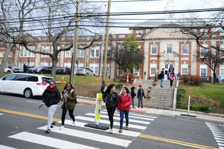 Escuelas vieron 303 incidentes de tráfico en tres años