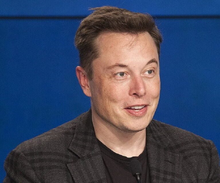 Elon Musk afirma por qué está alejado de su hijo transgénero