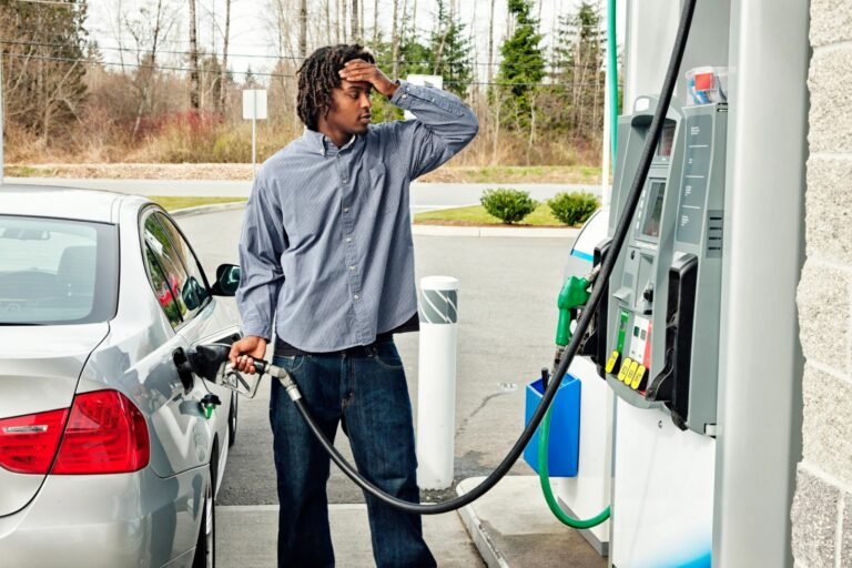 Bajos inventarios de combustible causan especial preocupación en noreste de EEUU