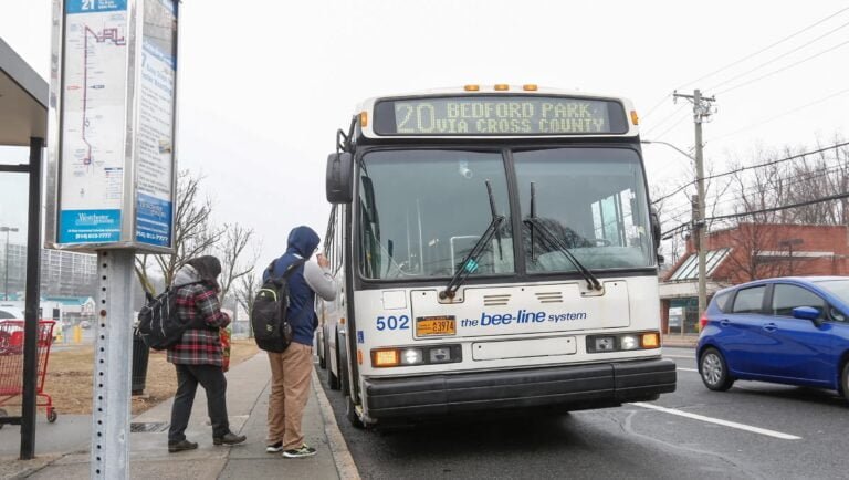 Westchester propone simplificar servicio en sistema de autobuses Bee-Line