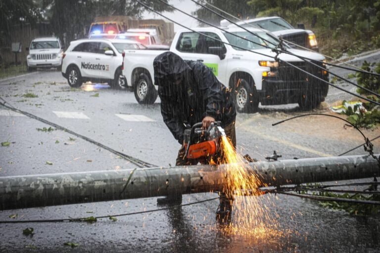 Autoridades de CT responden con ayuda y llamados de asistencia a Puerto Rico, tras el paso del huracán Fiona