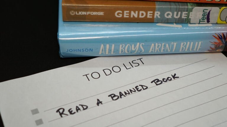 Bibliotecas de CT celebran “Semana de los libros prohibidos”