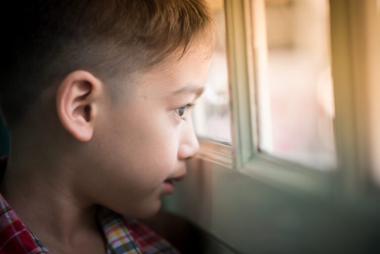 Pobreza infantil de CT no ha cambiado, según el informe del censo