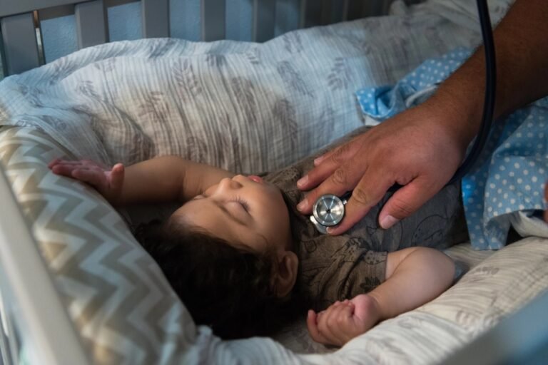 Padres con hijos muy enfermos encuentran consuelo y esperanza en la ayuda de hospicio en el hogar
