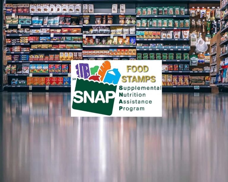 Amplían elegibilidad para que más personas puedan obtener cupones de alimentos