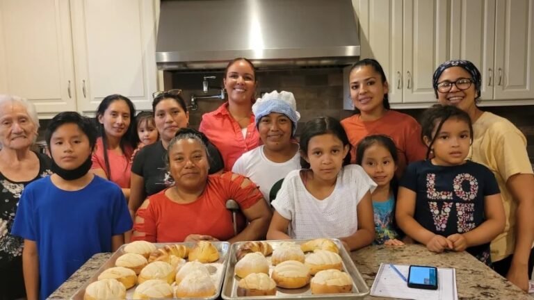 Bibliotecaria tiene como propósito empoderar a mujeres hispanas