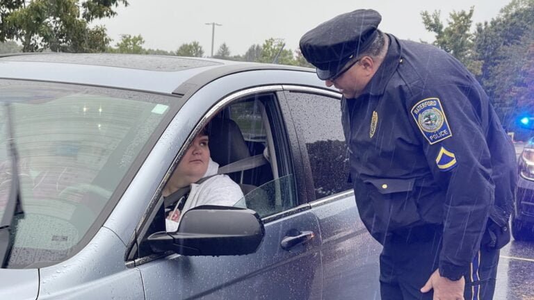 Cómo mejorar comunicación entre policía y conductores con autismo