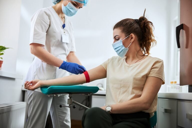 Connecticut Blood Center solicita donaciones para apoyar a afectados por el huracán Ian