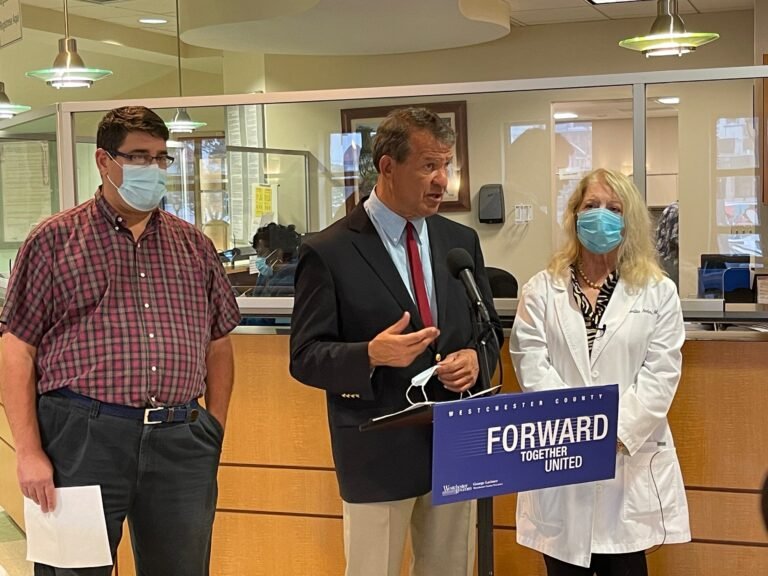 Promueven la vacuna contra influenza y refuerzo bivalente de COVID 19