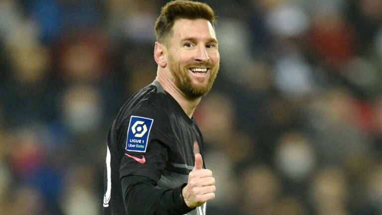 En el Barcelona se debate sobre Messi pero su vuelta aún se ve lejana