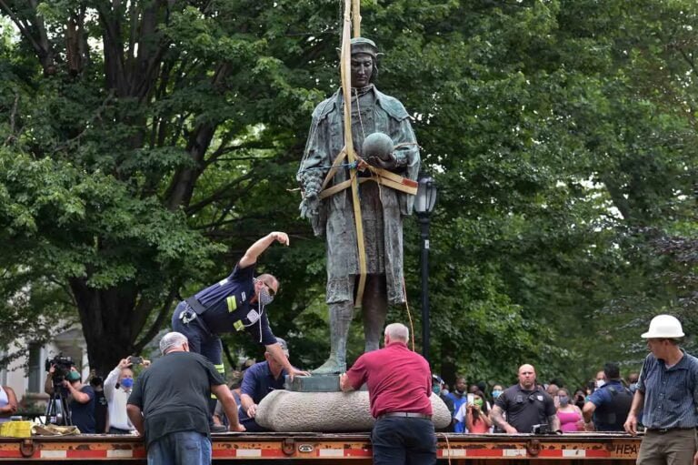 Concejales respaldan sustitución de estatua de Colón por un monumento ítalo-estadounidense