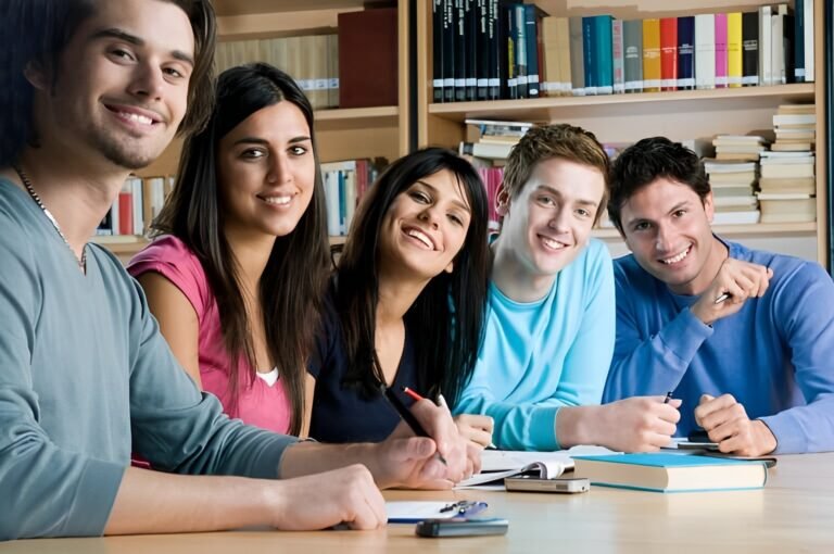 Oportunidad para obtener becas estudiantiles