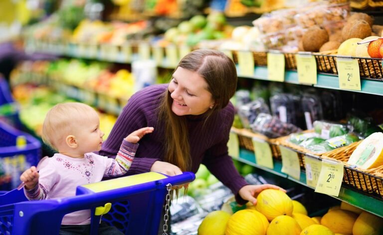 Iniciativa para mejorar el acceso a beneficios alimentarios para mujeres, bebés y niños