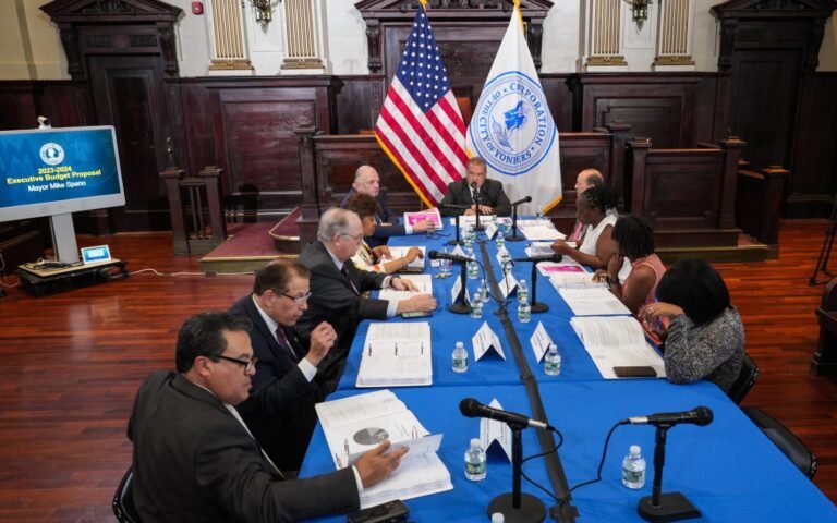 Alcalde propone el presupuesto ejecutivo para el año fiscal 2024