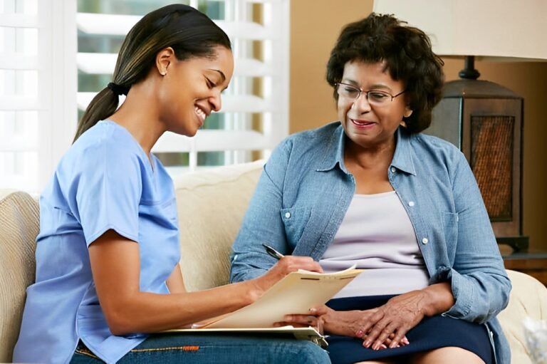 CT considera reembolso de Medicaid para trabajadores de salud comunitarios