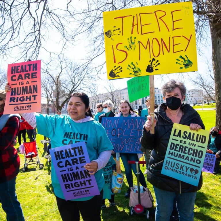 Dreamers destacan que servicios de Obamacare y Medicaid se expandan a beneficiarios de DACA