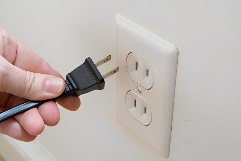 Legisladores se oponen a aumentos de tarifas eléctricas