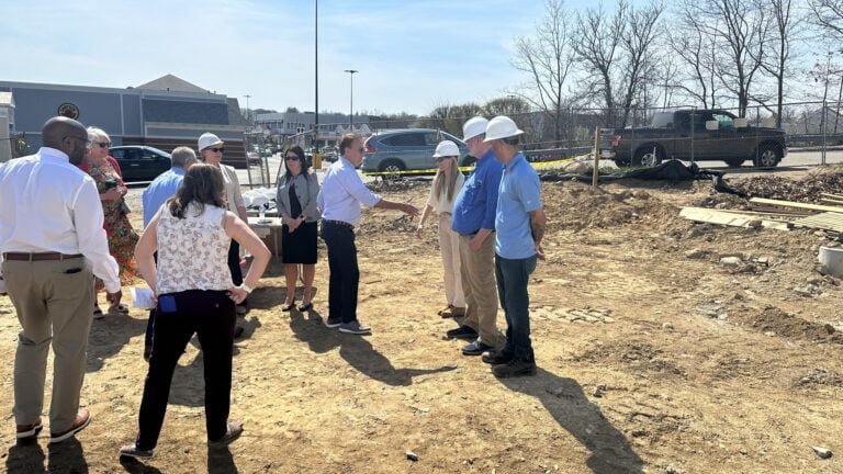 Proyecto de presupuesto de CT prevé inversiones en vivienda este año