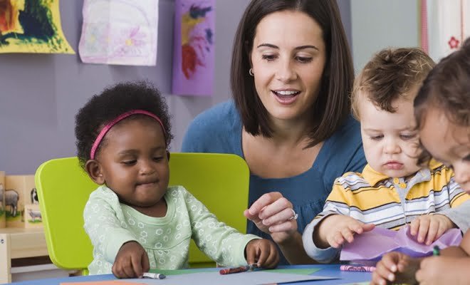 Gobernadora anuncia acciones significativas para ampliar acceso al cuidado infantil asequible como parte del presupuesto del año fiscal 2024
