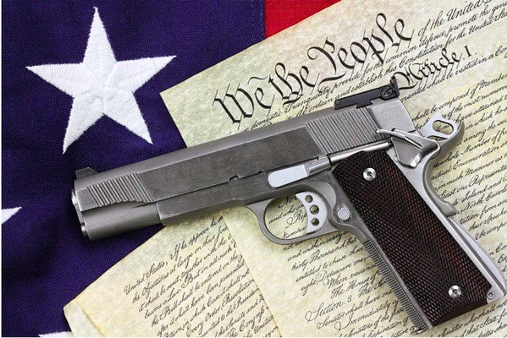 Grupo planea demandar por prohibición de portación abierta de armas