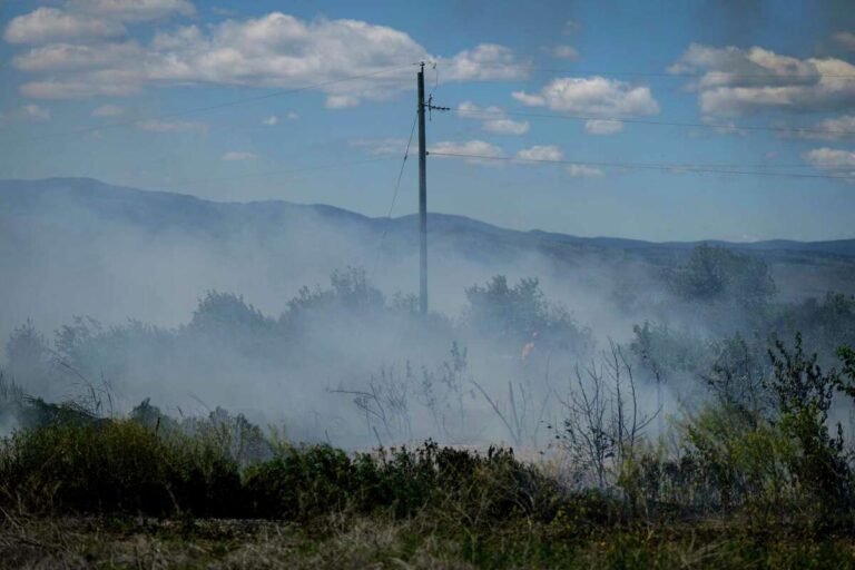 Humo de los incendios forestales sigue afectando el aire de CT