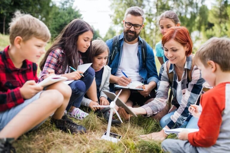 Programas de verano ofrecen a niños diversión bajo el sol y formas de detener pérdida de aprendizaje