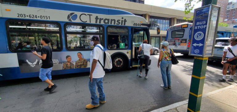 Stamford obtiene subvención federal de $26 millones para 20 autobuses eléctricos y mejoras de tránsito
